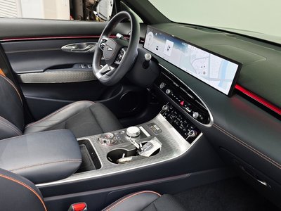 صورة مصغرة 25 لـ 2024 Genesis GV70