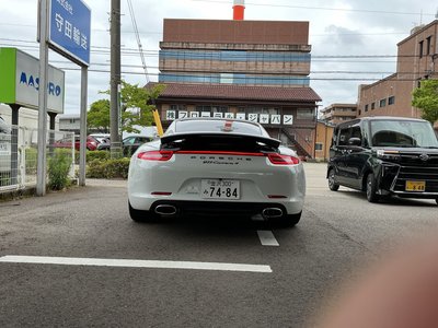 PORSCHE 911 - 10