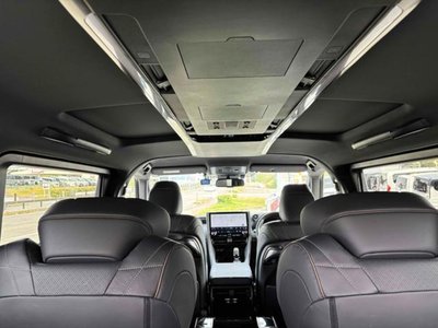 TOYOTA VELLFIRE - 3