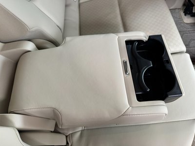 2024 Toyota LAND CRUISER 300 缩略图 50