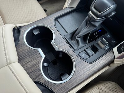 2024 Toyota LAND CRUISER 300 缩略图 30