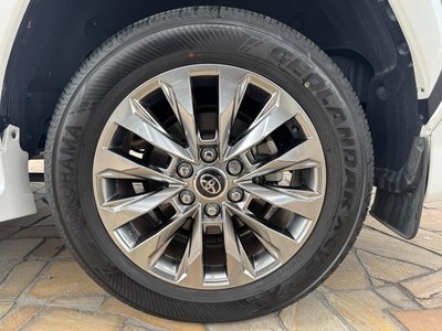 2024 Toyota LAND CRUISER 300 缩略图 40