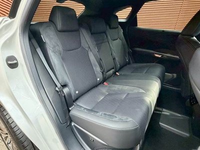 LEXUS RX - 9