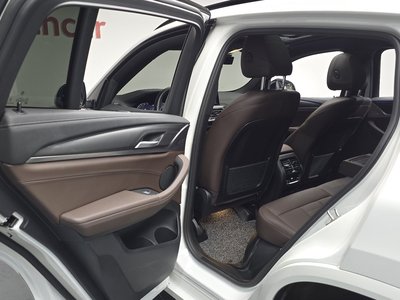 2024 BMW X4 缩略图 16