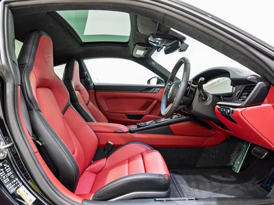 PORSCHE 911 - 4