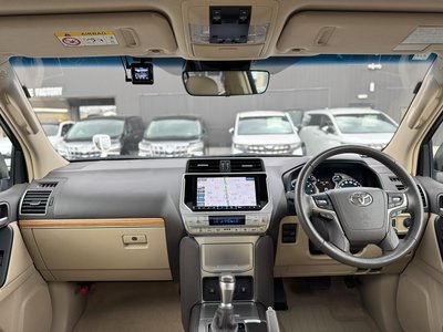 2023 Toyota LAND CRUISER PRADO 照片 9