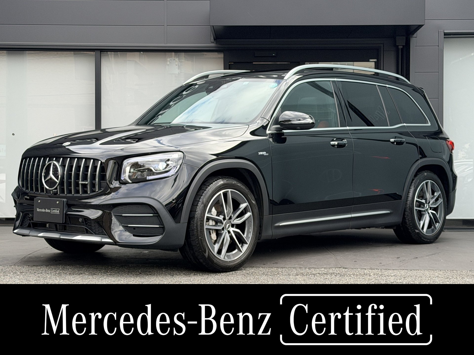 MERCEDES-BENZ GLB AMG - View 1