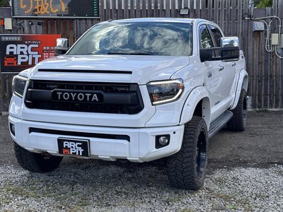 TOYOTA TUNDRA - 7