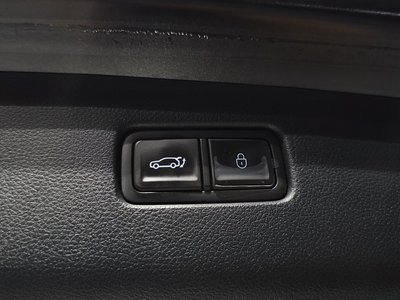 2021 Genesis GV70 — миниатюра 31