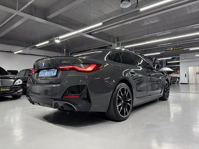 BMW I4 - 5