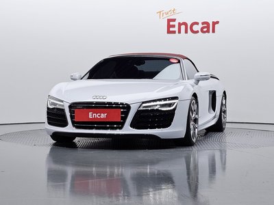 AUDI R8 - 2