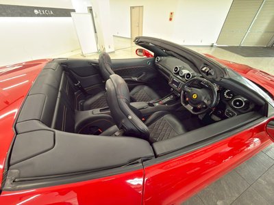 صورة مصغرة 19 لـ 2016 Ferrari CALIFORNIA T