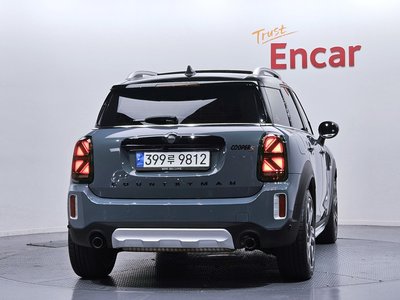 MINI COUNTRYMAN - 3