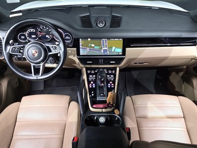 2020 Porsche CAYENNE photo 5