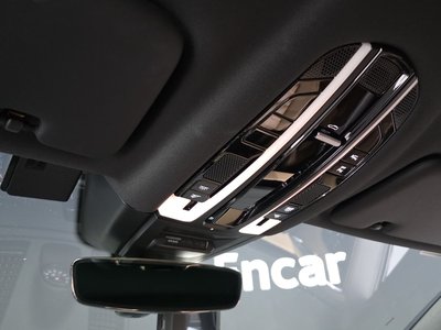 2020 Porsche CAYENNE thumbnail 18
