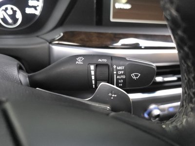 2020 Genesis G90 thumbnail 29