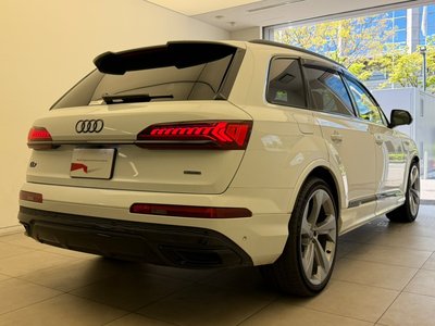 AUDI Q7 - 7