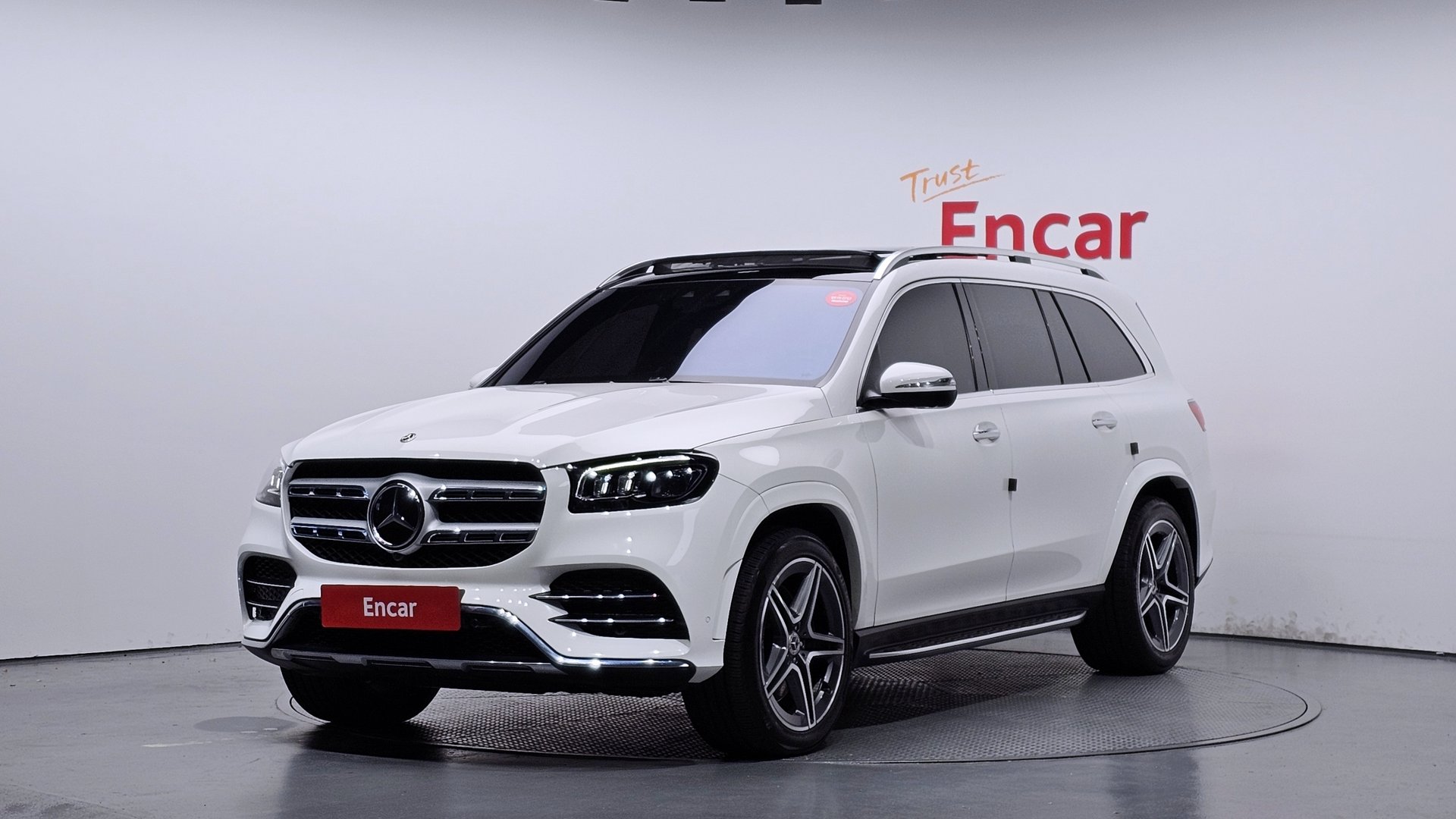 MERCEDES-BENZ GLS - View 1