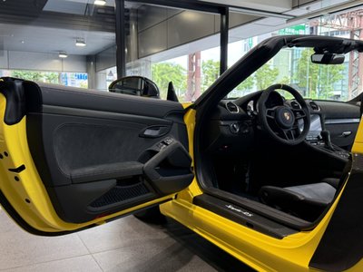 صورة 13 لـ 2024 Porsche 718 SPYDER