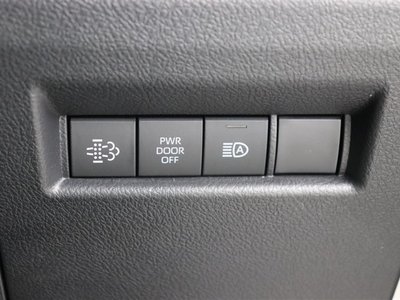 TOYOTA GRAND ACE - 6