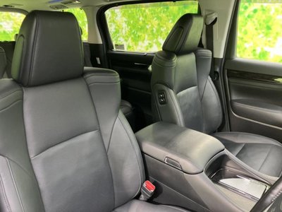 2021 Toyota ALPHARD photo 4
