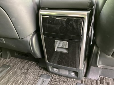 2021 Toyota ALPHARD thumbnail 45