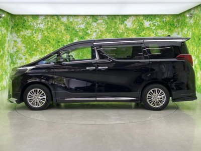 2021 Toyota ALPHARD photo 2