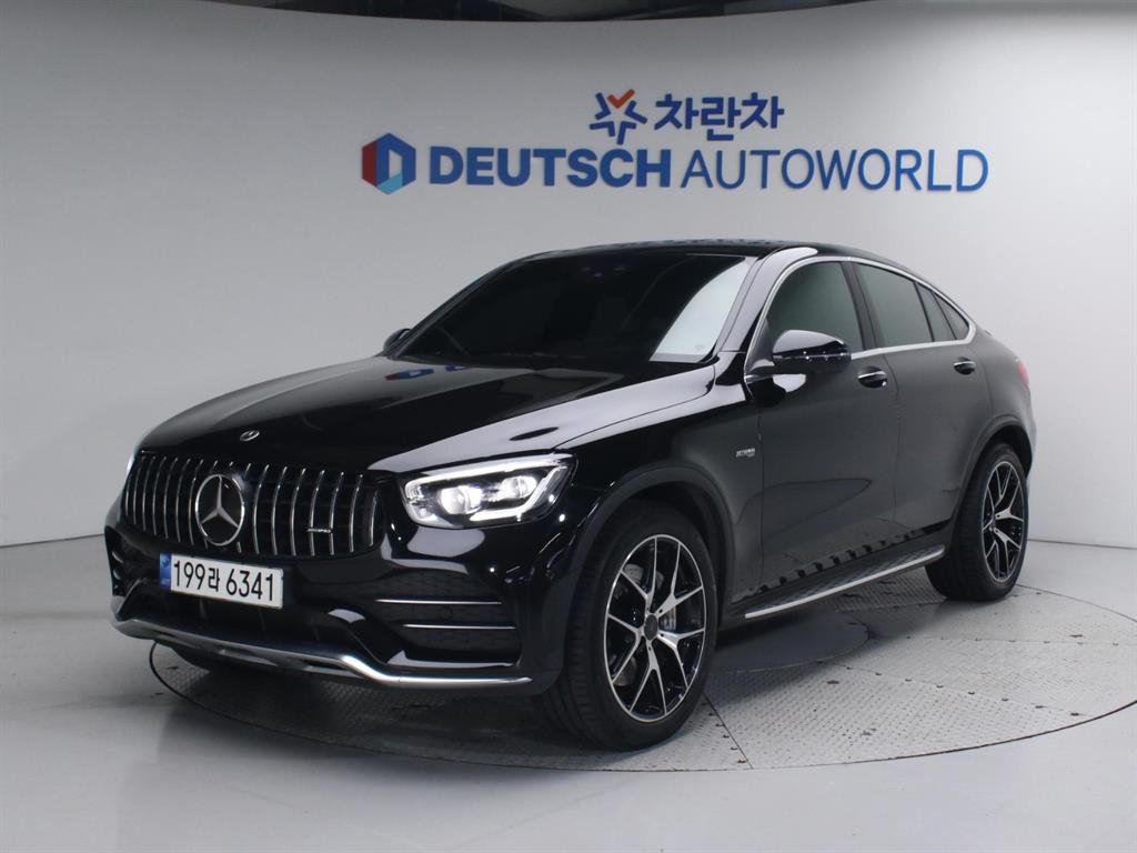 MERCEDES-BENZ GLC - View 1