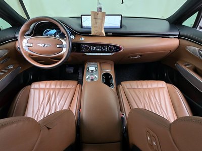 صورة 5 لـ 2022 Genesis GV70