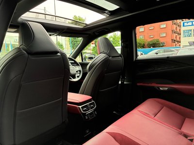 صورة مصغرة 20 لـ 2025 Lexus RX