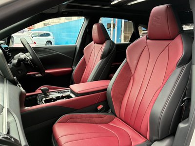 صورة مصغرة 16 لـ 2025 Lexus RX