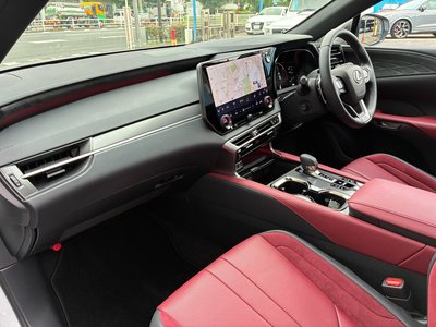 صورة مصغرة 15 لـ 2025 Lexus RX