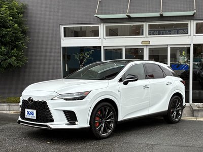 صورة 7 لـ 2025 Lexus RX