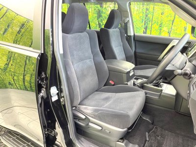 TOYOTA LAND CRUISER - 8