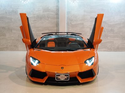 LAMBORGHINI AVENTADOR ROADSTER - 6