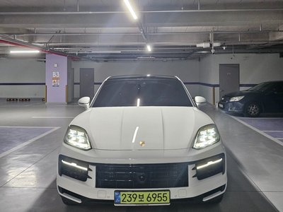 PORSCHE CAYENNE - 1
