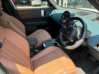 2025 MINI COOPER COUNTRYMAN photo 13