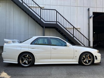 NISSAN SKYLINE - 10