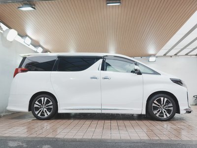TOYOTA ALPHARD - 8