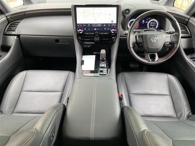 TOYOTA ALPHARD - 2
