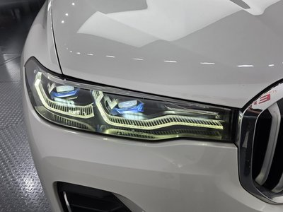 2022 BMW X7 照片 9