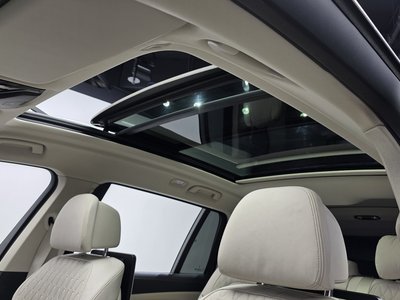 2022 BMW X7 — миниатюра 25