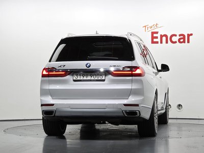 2022 BMW X7 照片 3