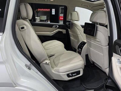 2022 BMW X7 — миниатюра 18