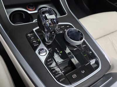 2022 BMW X7 — миниатюра 12