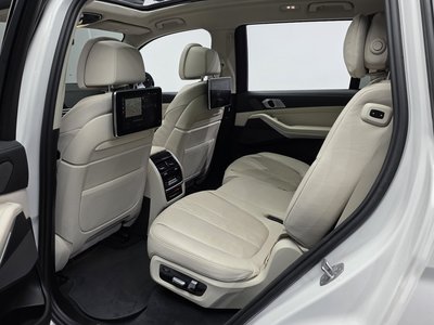 2022 BMW X7 — миниатюра 16