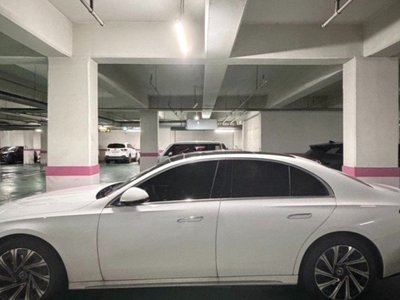 2026 Mercedes-BENZ E-CLASS photo 2