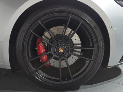 PORSCHE 911 - 8