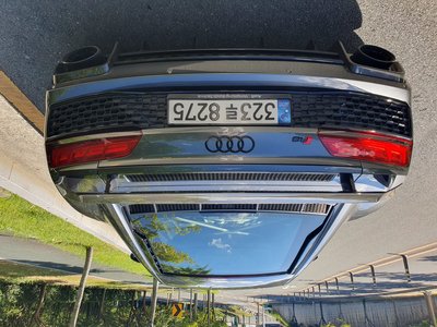 AUDI R8 - 4