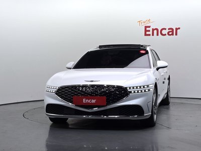 صورة 2 لـ 2023 Genesis G90 (RS4)